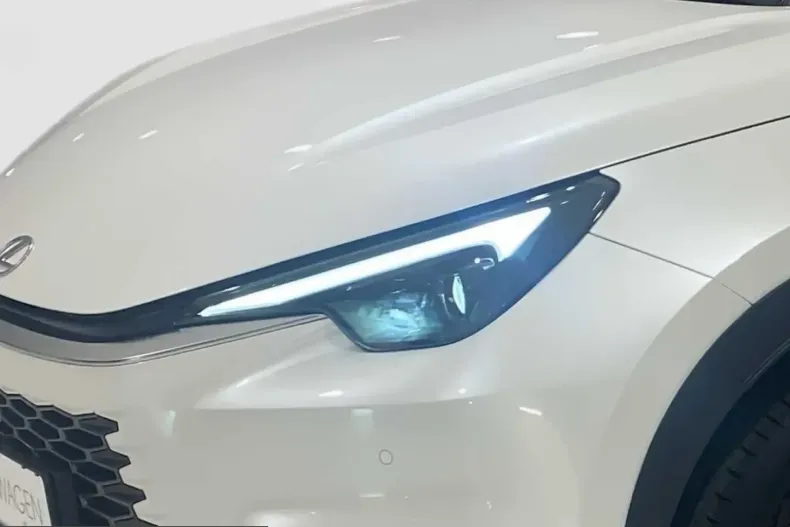 Lexus LBX din 2024 cu 5.000 km - oferta LEX212444 - foto 7