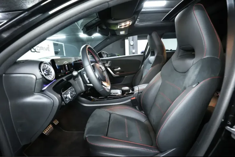 Mercedes-Benz A 45 AMG (Clasa A) din 2022 cu 24.500 km - oferta MER212447 - foto 11