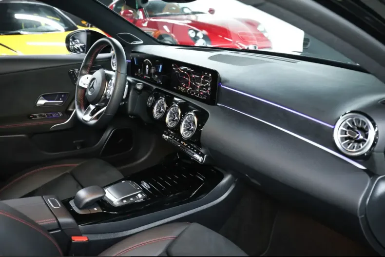 Mercedes-Benz A 45 AMG (Clasa A) din 2022 cu 24.500 km - oferta MER212447 - foto 14
