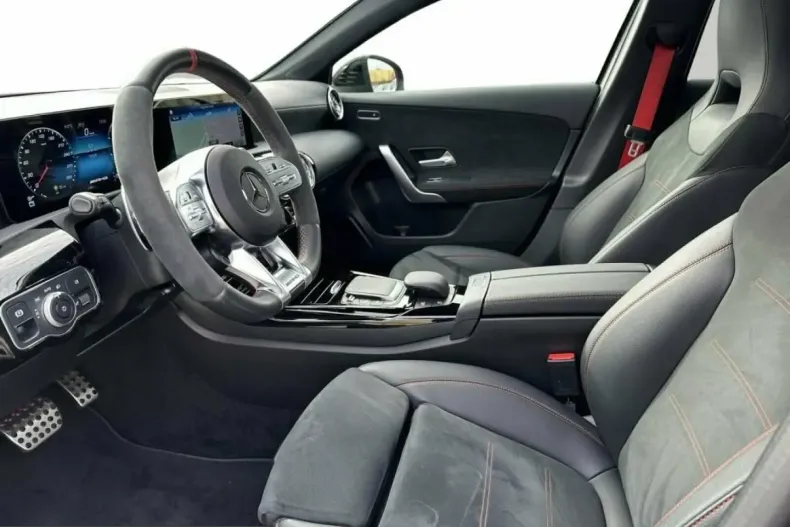 Mercedes-Benz A 45 AMG (Clasa A) din 2021 cu 32.567 km - oferta MER212450 - foto 12