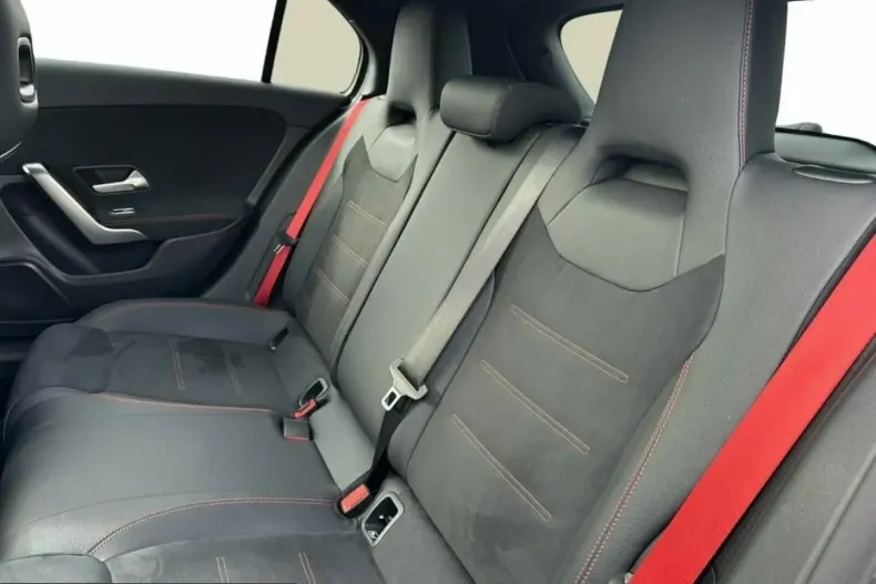 Mercedes-Benz A 45 AMG (Clasa A) din 2021 cu 32.567 km - oferta MER212450 - foto 13