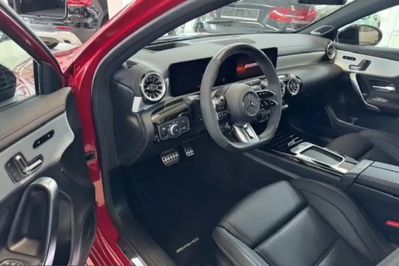 Mercedes-Benz A 45 AMG (Clasa A) din 2023 cu 74.100 km - oferta MER212451 - foto 5