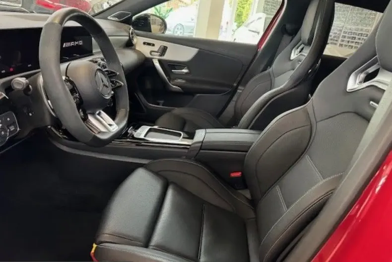 Mercedes-Benz A 45 AMG (Clasa A) din 2023 cu 74.100 km - oferta MER212451 - foto 6