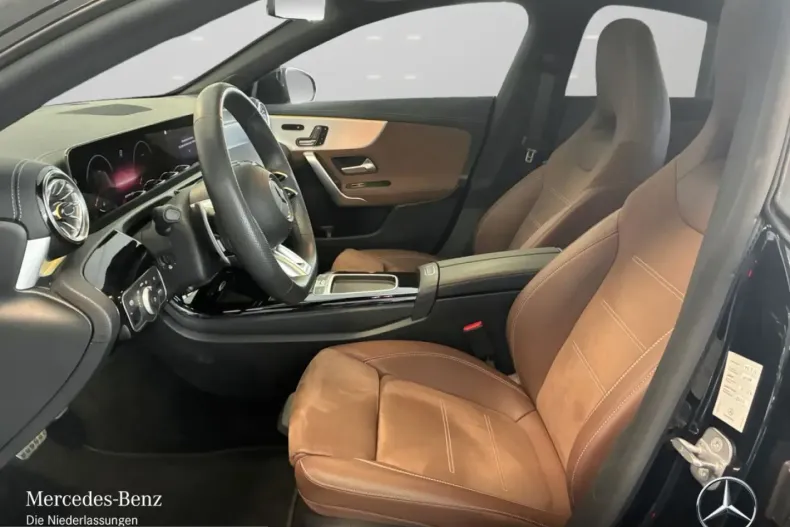Mercedes-Benz CLA 35 AMG (Clasa CLA) din 2024 cu 44.489 km - oferta MER212454 - foto 10