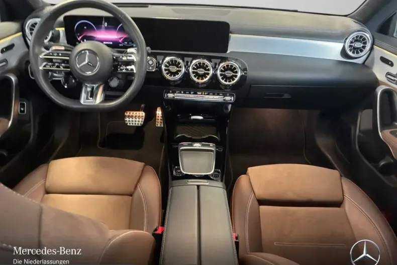 Mercedes-Benz CLA 35 AMG (Clasa CLA) din 2024 cu 44.489 km - oferta MER212454 - foto 11