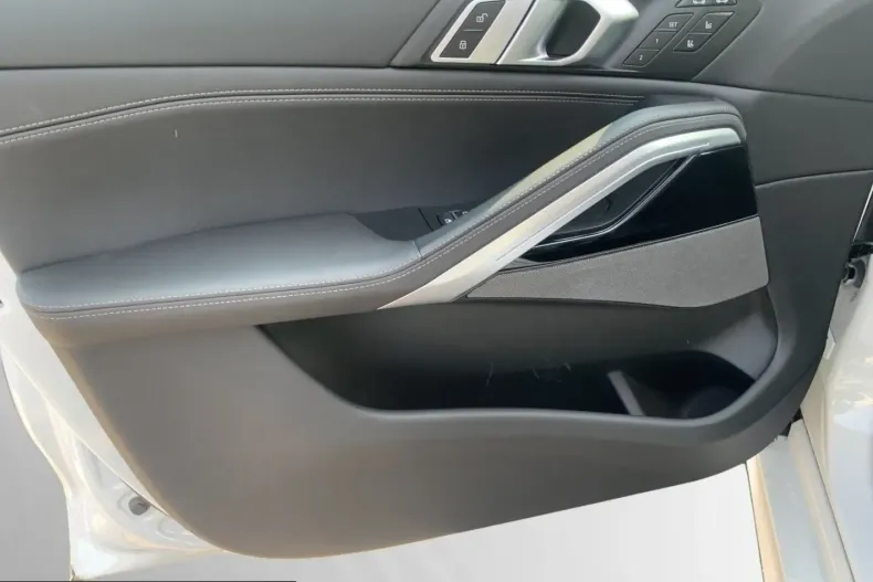 BMW X6 (Seria X) din 2024 cu 23.100 km - oferta BMW212463 - foto 7