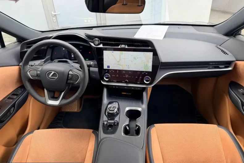 Lexus RZ din 2023 cu 26.069 km - oferta LEX212464 - foto 3