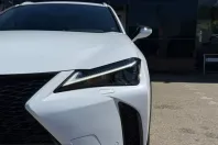 Lexus UX din 2024 cu 25.802 km - oferta LEX212465 - foto 3