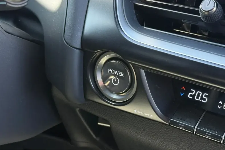 Lexus UX din 2024 cu 25.802 km - oferta LEX212465 - foto 19