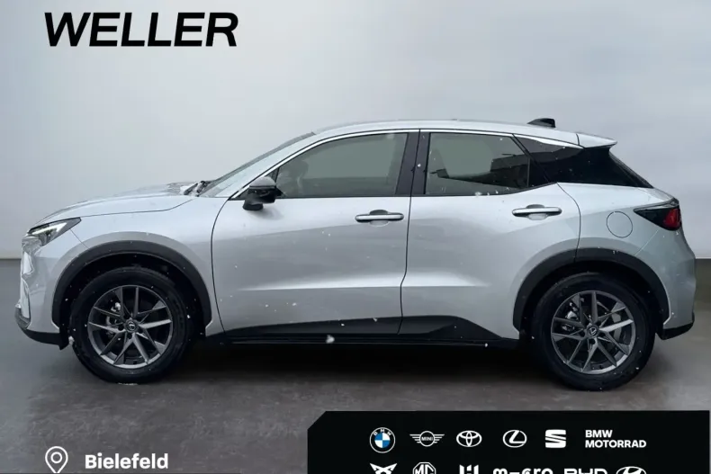 Lexus LBX din 2025 cu 7.102 km - oferta LEX212466 - foto 4