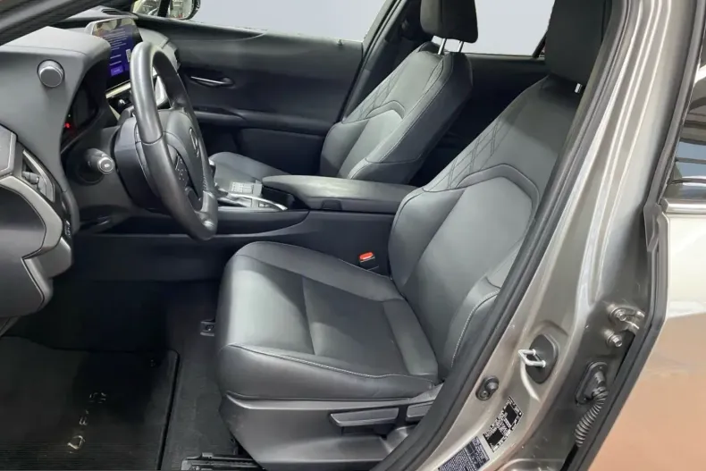 Lexus UX din 2023 cu 15.745 km - oferta LEX212470 - foto 7