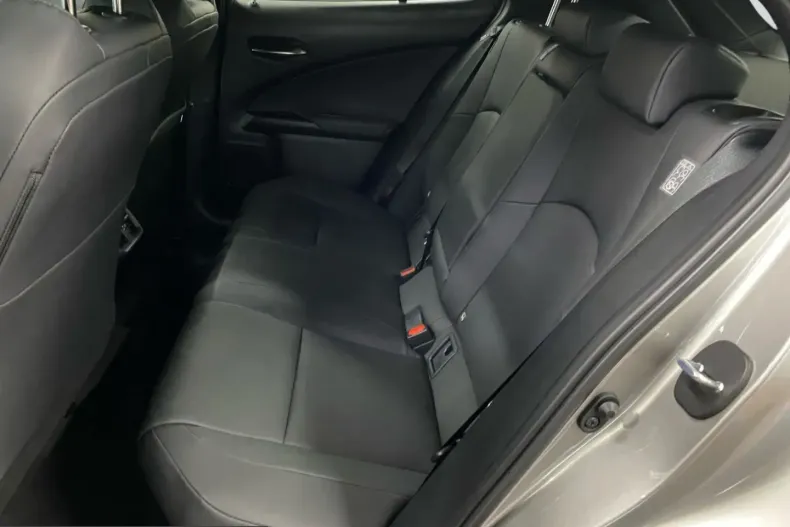 Lexus UX din 2023 cu 15.745 km - oferta LEX212470 - foto 15