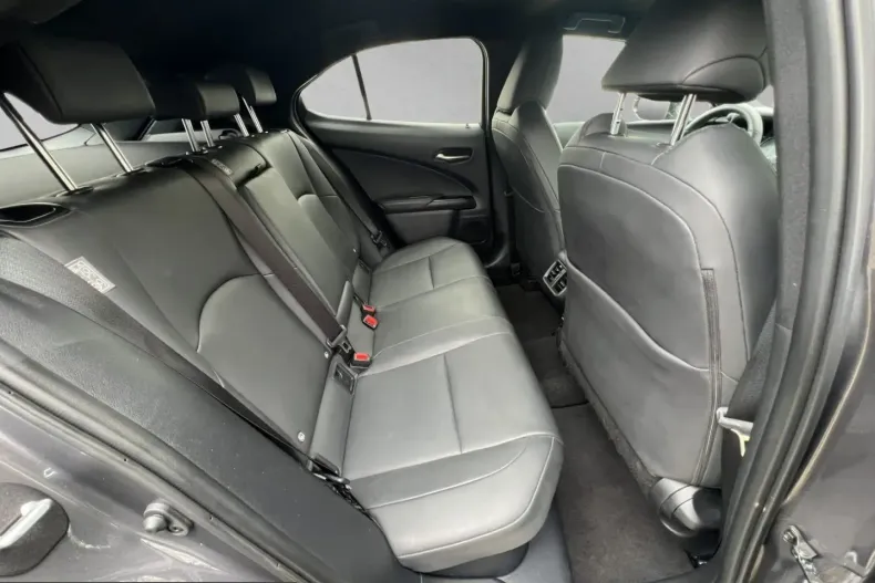 Lexus UX din 2024 cu 16.374 km - oferta LEX212471 - foto 17
