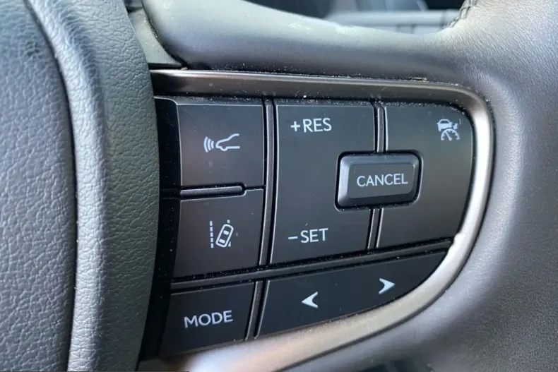 Lexus UX din 2024 cu 46.706 km - oferta LEX212475 - foto 23
