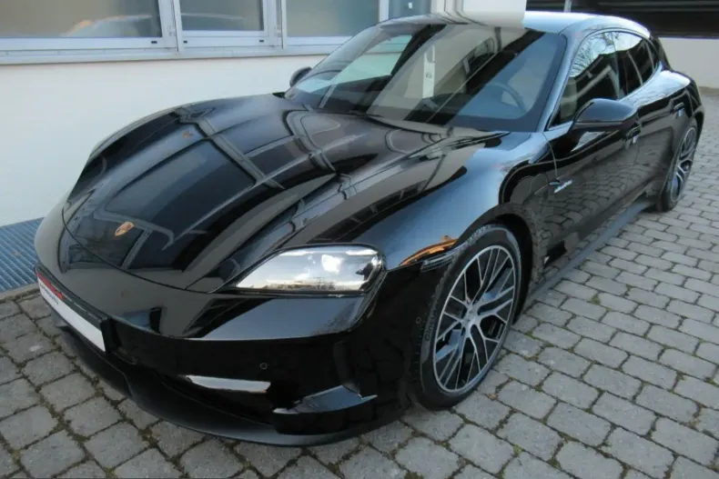Porsche Taycan din 2024 cu 4.000 km - oferta POR212477 - foto 3