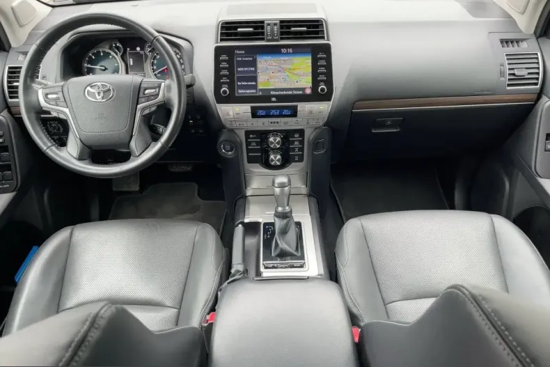 Toyota Land Cruiser din 2024 cu 25.762 km - oferta TOY212481 - foto 9