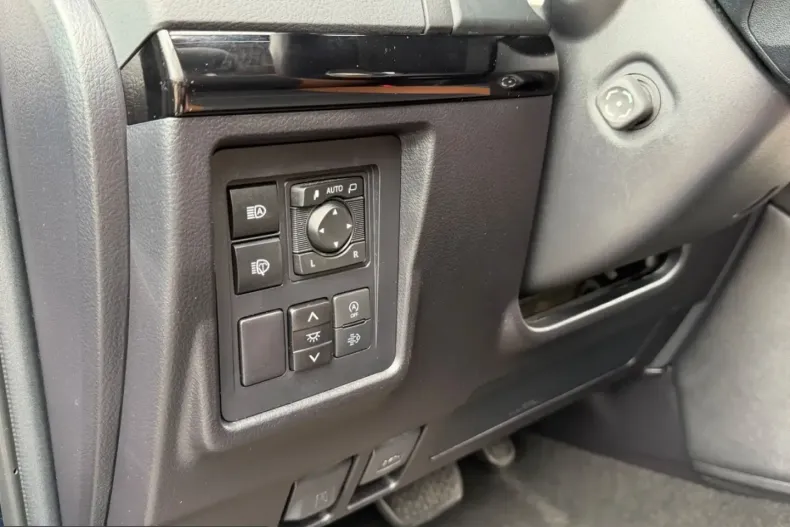 Toyota Land Cruiser din 2023 cu 80.000 km - oferta TOY212483 - foto 15