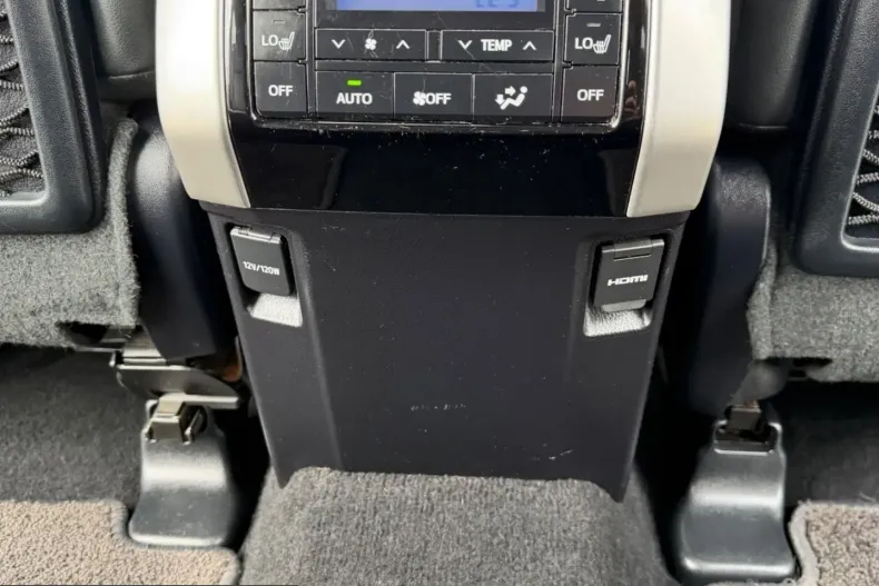Toyota Land Cruiser din 2023 cu 80.000 km - oferta TOY212483 - foto 25