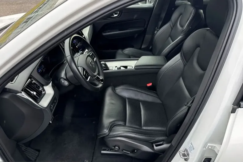 Volvo XC60 din 2021 cu 86.953 km - oferta VOL212484 - foto 6