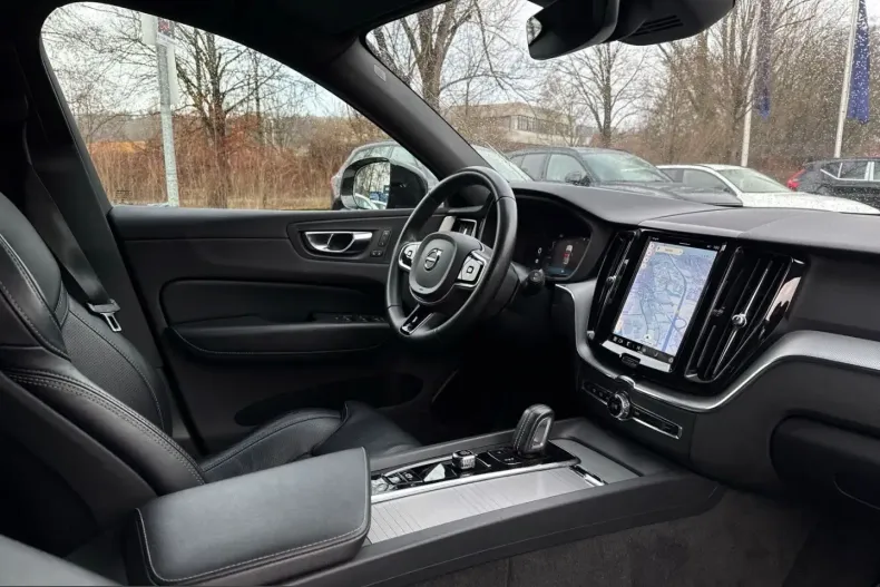 Volvo XC60 din 2021 cu 86.953 km - oferta VOL212484 - foto 10
