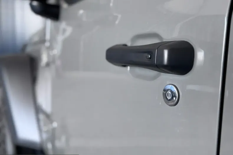 Jeep Wrangler din 2023 cu 20.985 km - oferta JEE212500 - foto 4