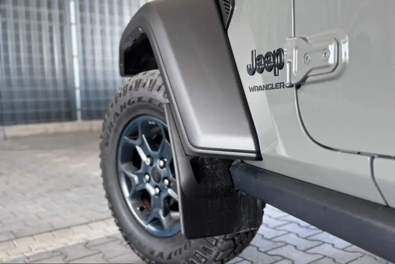 Jeep Wrangler din 2023 cu 20.985 km - oferta JEE212500 - foto 6