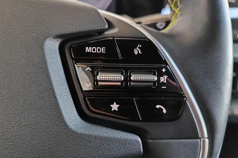 Kia EV6 din 2024 cu 18.875 km - oferta KIA212505 - foto 12