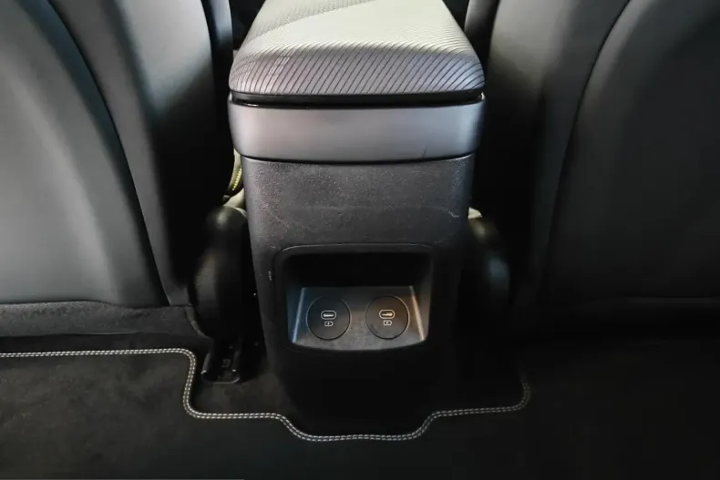 Kia EV6 din 2024 cu 18.875 km - oferta KIA212505 - foto 24