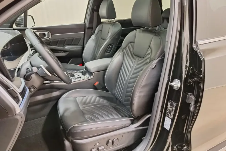 Kia Sorento din 2024 cu 32.400 km - oferta KIA212507 - foto 25