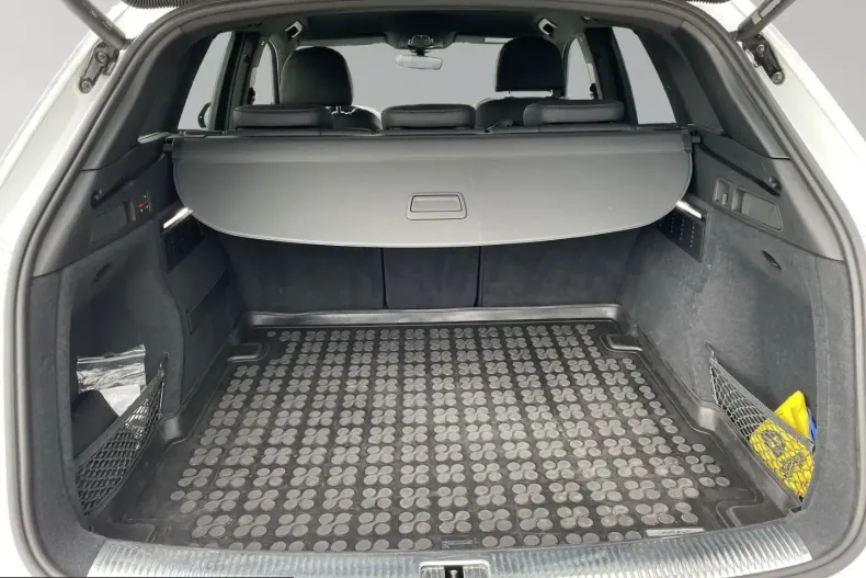 Audi SQ5 din 2022 cu 48.960 km - oferta AUD212521 - foto 9