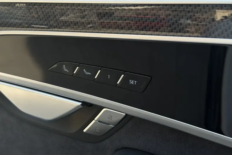 Audi S8 din 2023 cu 17.300 km - oferta AUD212523 - foto 19