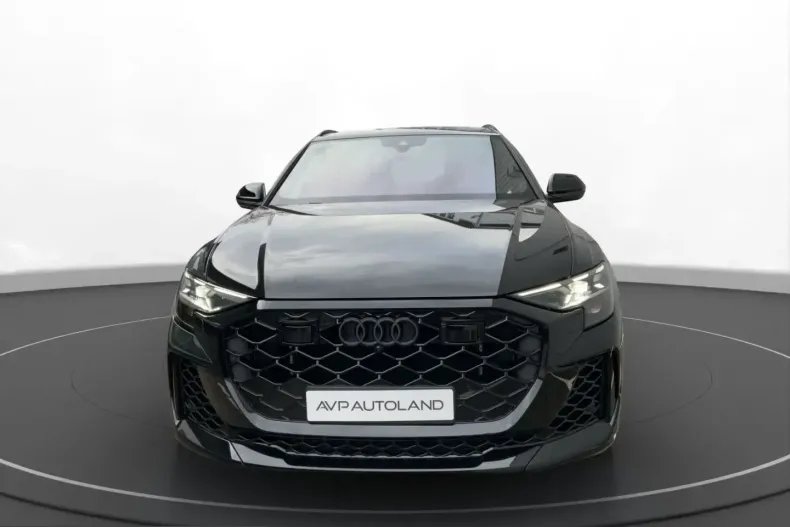 Audi RSQ8 din 2025 cu 13.000 km - oferta AUD212531 - foto 3