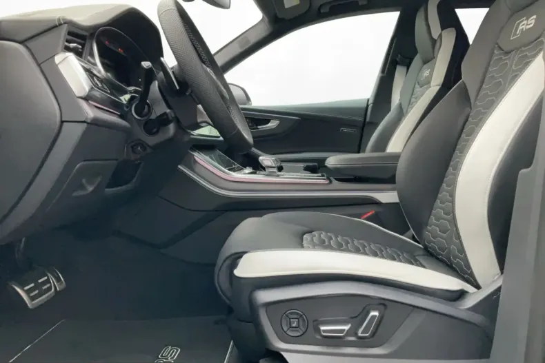 Audi RSQ8 din 2025 cu 13.000 km - oferta AUD212531 - foto 8
