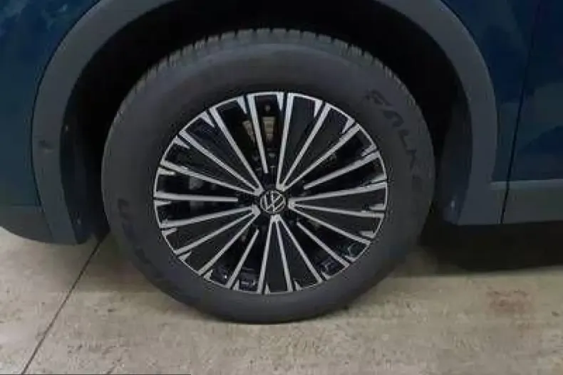 Volkswagen Tiguan din 2025 cu 26.550 km - oferta VOL212538 - foto 5