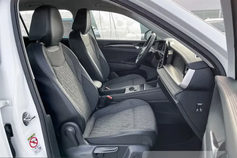 Volkswagen Tayron din 2025 cu 26.700 km - oferta VOL212543 - foto 9