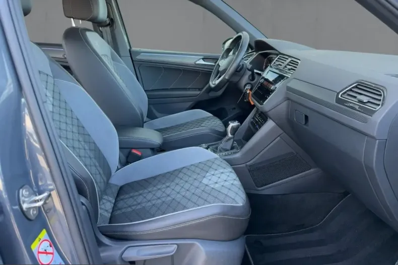 Volkswagen Tiguan din 2022 cu 58.791 km - oferta VOL212544 - foto 12