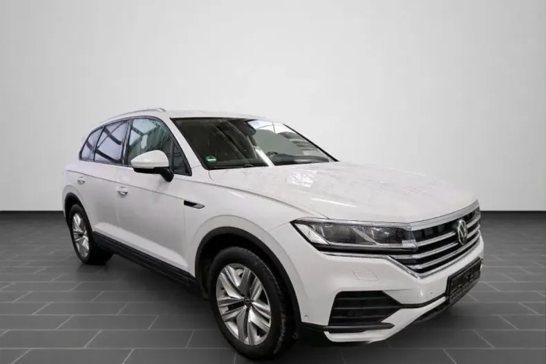 Volkswagen Touareg din 2023 cu 65.576 km - oferta VOL212545 - foto 3