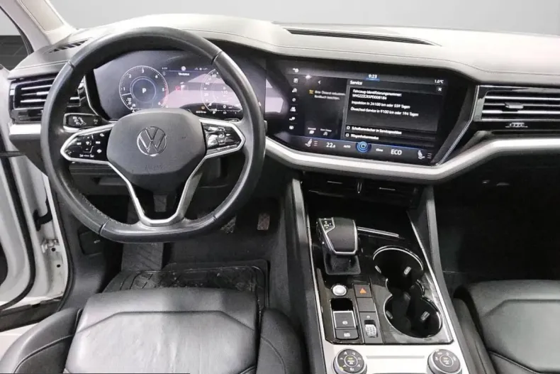 Volkswagen Touareg din 2023 cu 65.576 km - oferta VOL212545 - foto 9