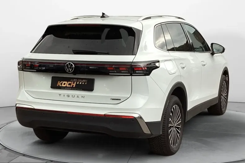 Volkswagen Tiguan din 2024 cu 19.900 km - oferta VOL212546 - foto 6