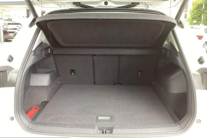 Volkswagen Tiguan din 2024 cu 19.900 km - oferta VOL212546 - foto 12