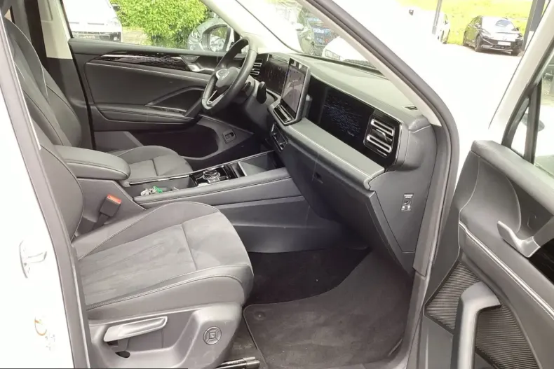 Volkswagen Tiguan din 2024 cu 19.900 km - oferta VOL212546 - foto 13