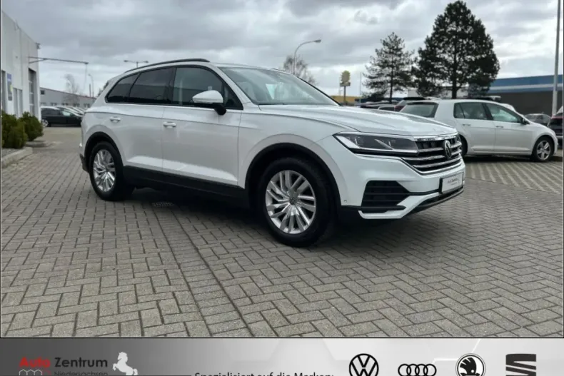 Volkswagen Touareg din 2025 cu 25.000 km - oferta VOL212547 - foto 4