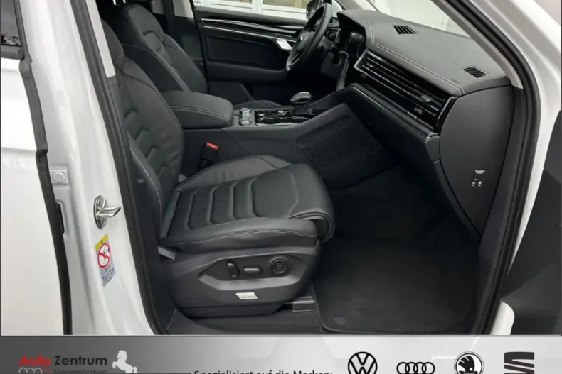 Volkswagen Touareg din 2025 cu 25.000 km - oferta VOL212547 - foto 16