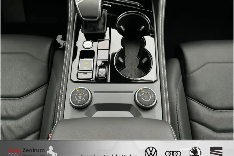 Volkswagen Touareg din 2025 cu 25.000 km - oferta VOL212547 - foto 24