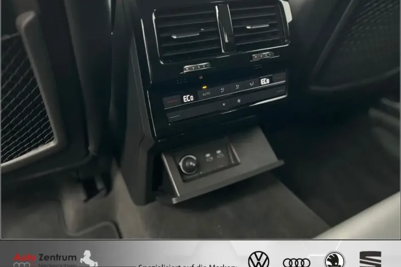 Volkswagen Touareg din 2025 cu 25.000 km - oferta VOL212547 - foto 28