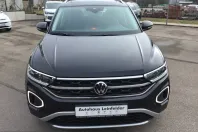 Volkswagen T-Roc din 2025 cu 11.900 km - oferta VOL212548 - foto 3