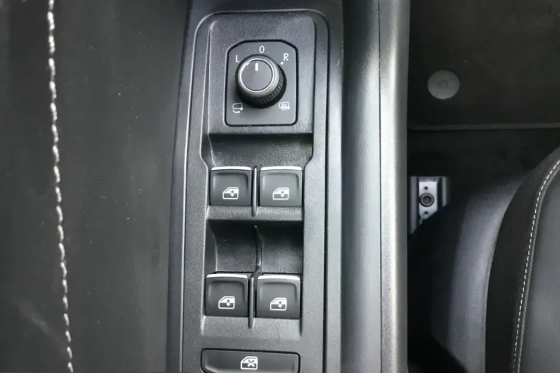 Volkswagen T-Roc din 2025 cu 11.900 km - oferta VOL212548 - foto 27