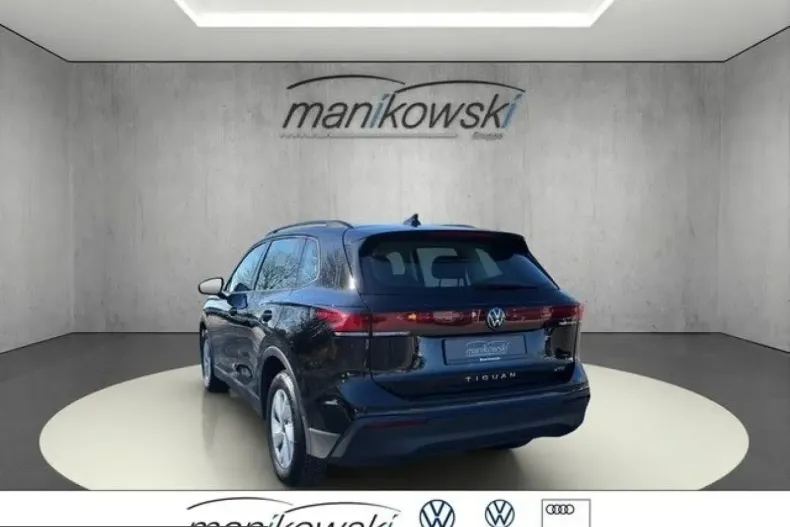 Volkswagen Tiguan din 2025 cu 10.350 km - oferta VOL212549 - foto 3