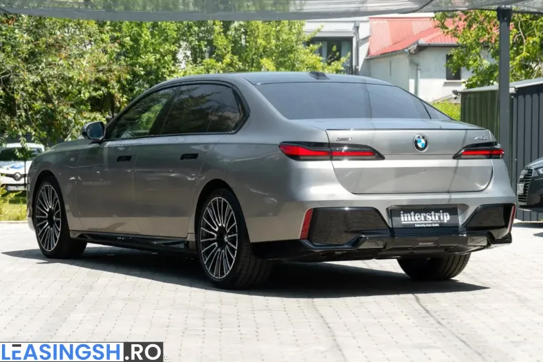 BMW 740 (Seria 7) din 2025 cu 14.500 km - oferta BMW212552 - foto 4