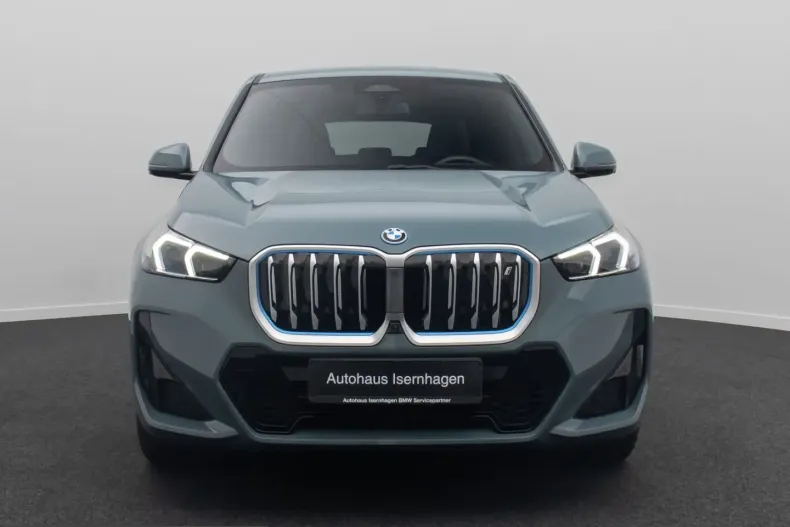 BMW iX1 (Seria X) din 2023 cu 10.321 km - oferta BMW212556 - foto 2